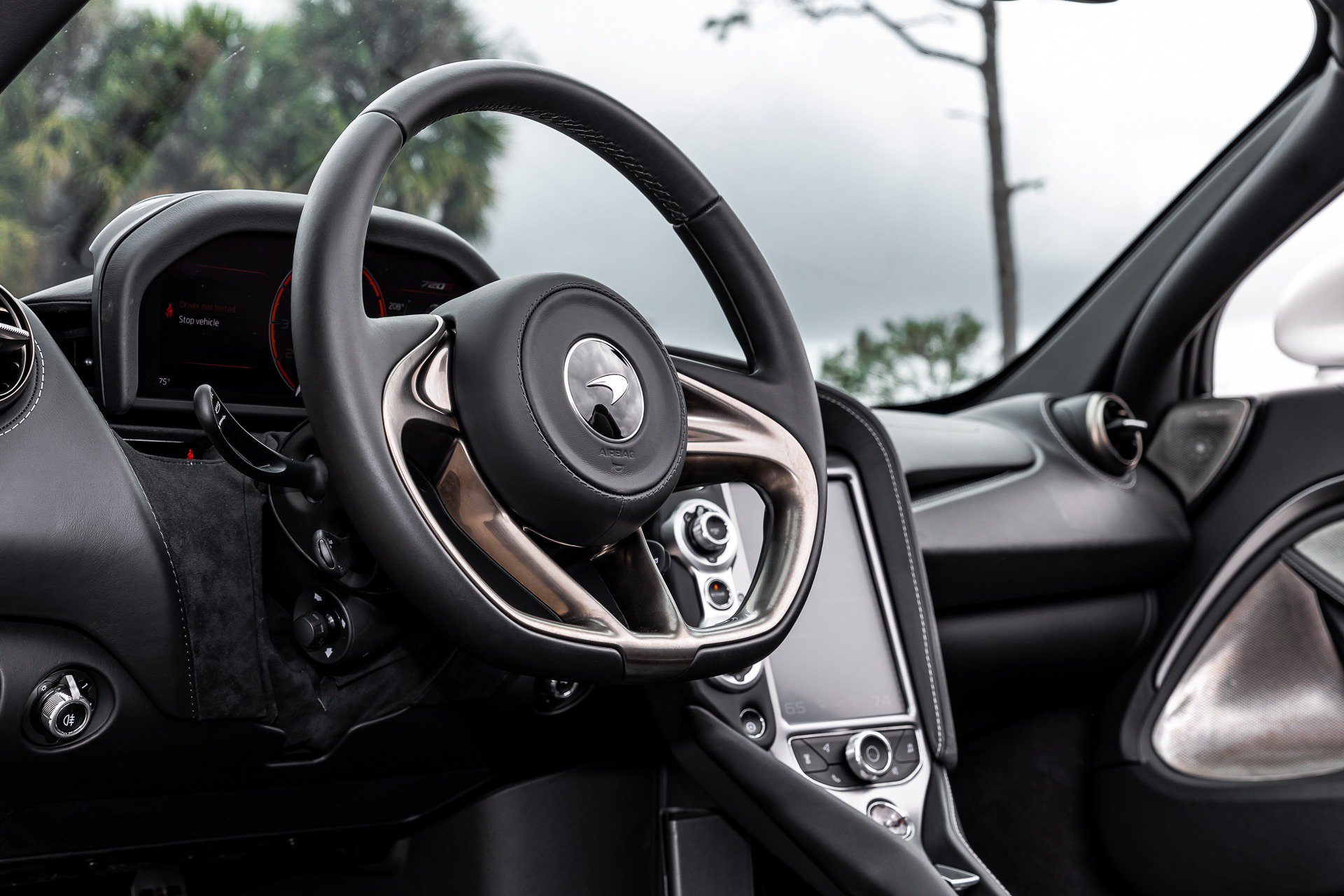 Used 2020 McLaren 720S Luxury photo 31