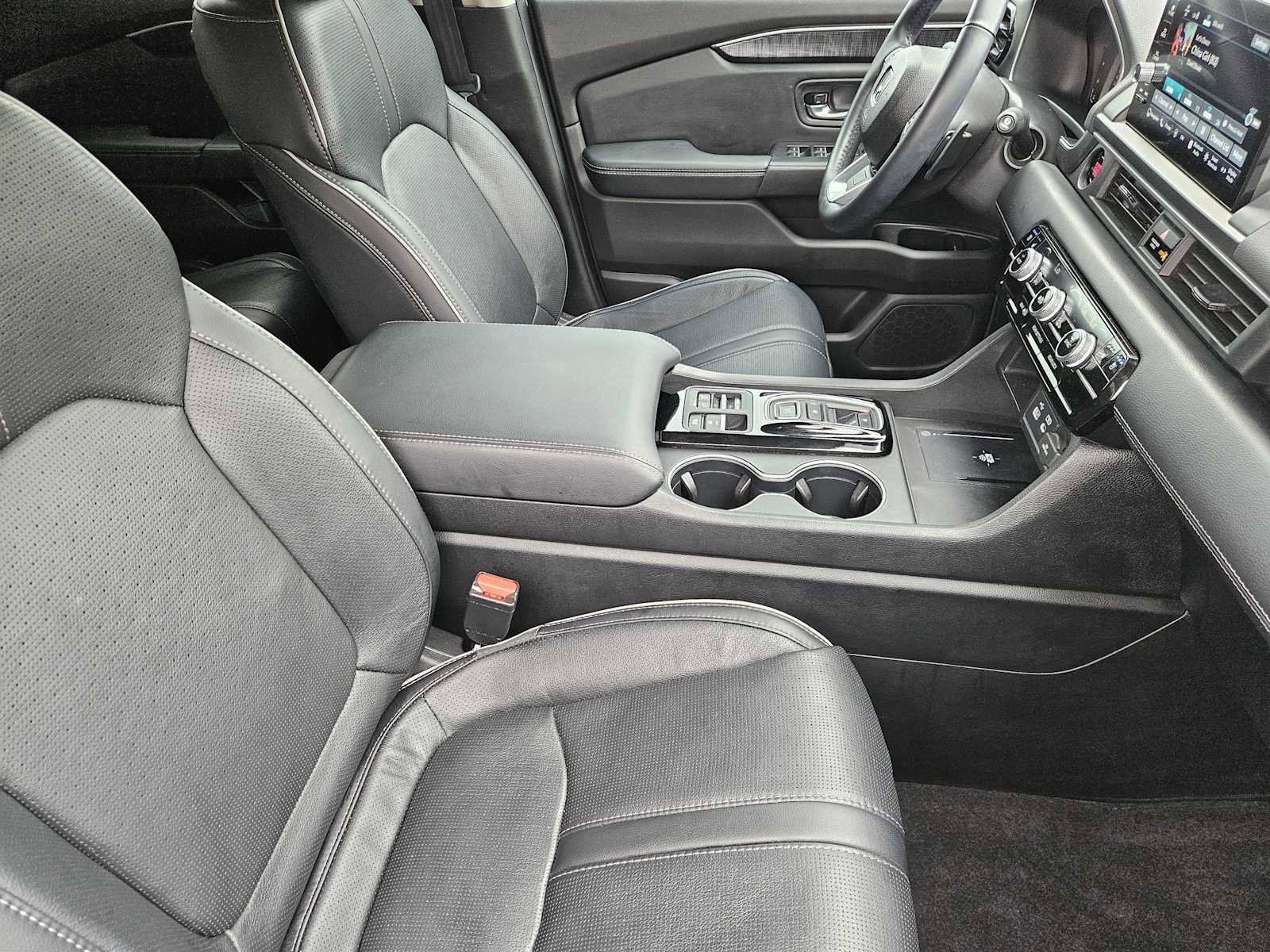 2023 Honda Pilot Elite