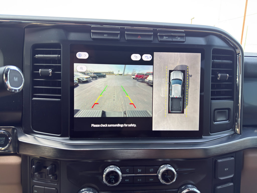 2024 Ford F350 Lariat