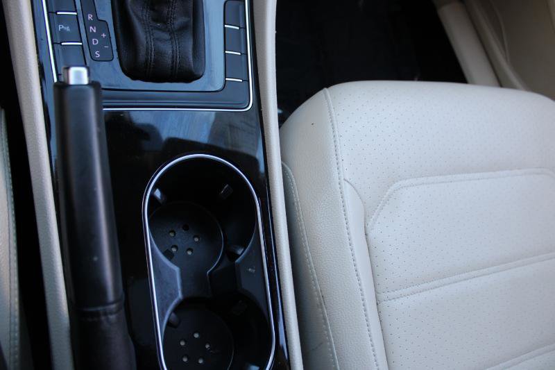 2019 Volkswagen Passat 2.0T SE R-Line