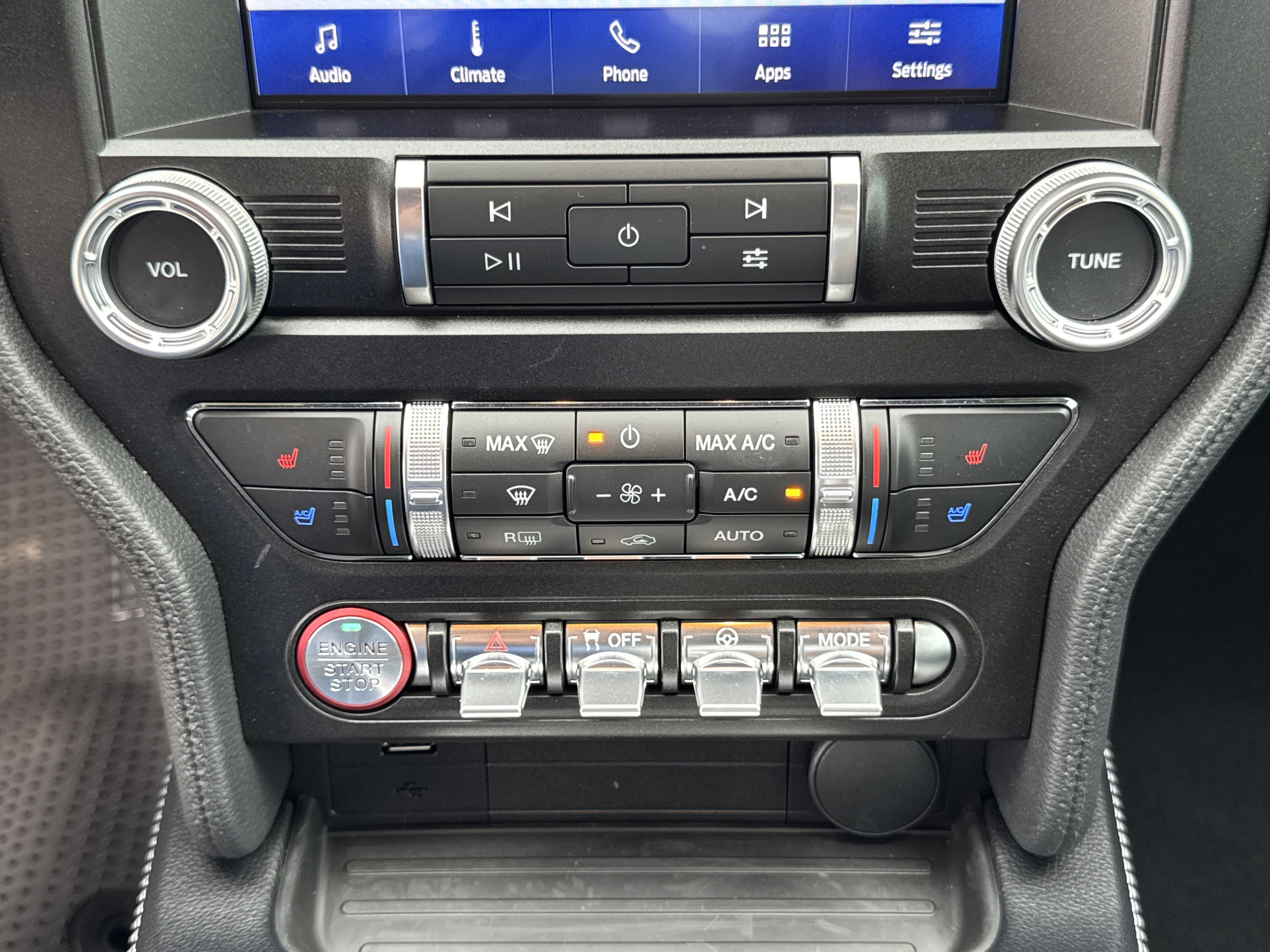 2022 Ford Mustang Mach 1