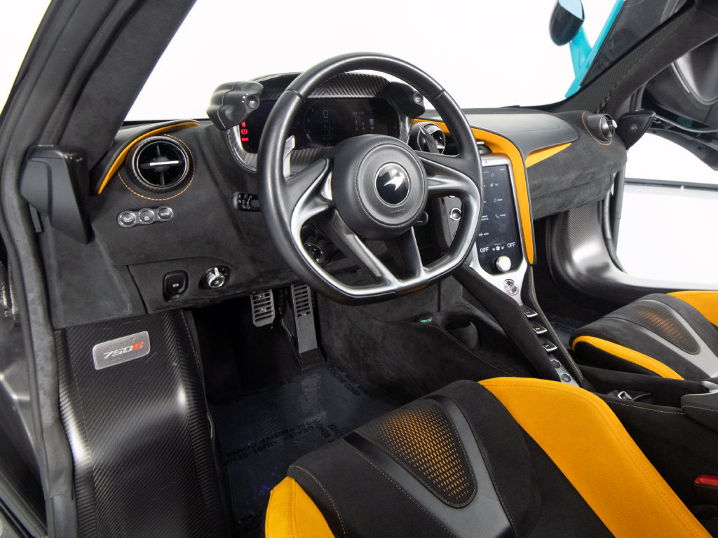 Used 2024 McLaren 750S Spider photo 19