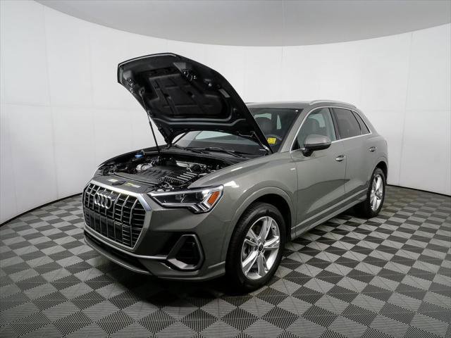 2023 Audi Q3 2.0T Premium Plus