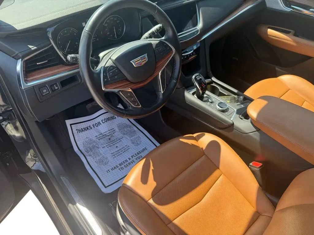 2024 Cadillac XT5 Premium Luxury