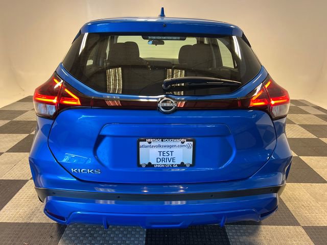 2022 Nissan Kicks S