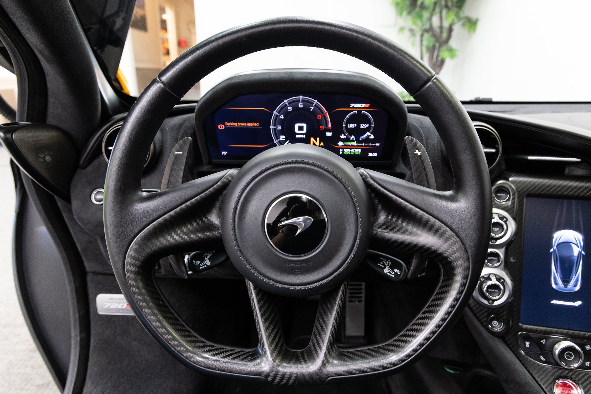 Used 2019 McLaren 720S Performance photo 15