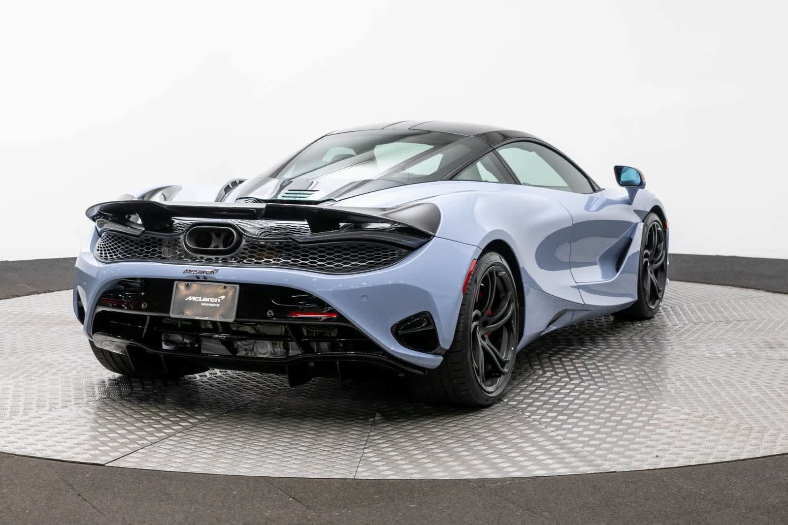 New 2026 McLaren 750S photo 21