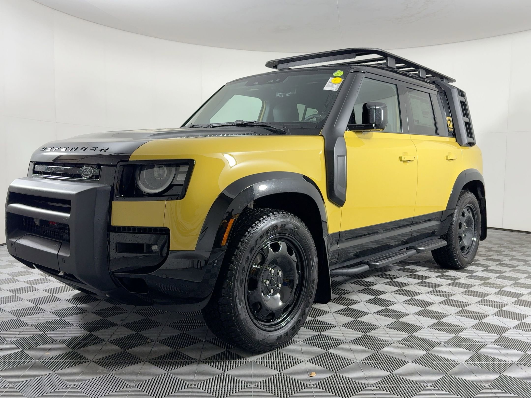 2026 Land Rover Defender 110