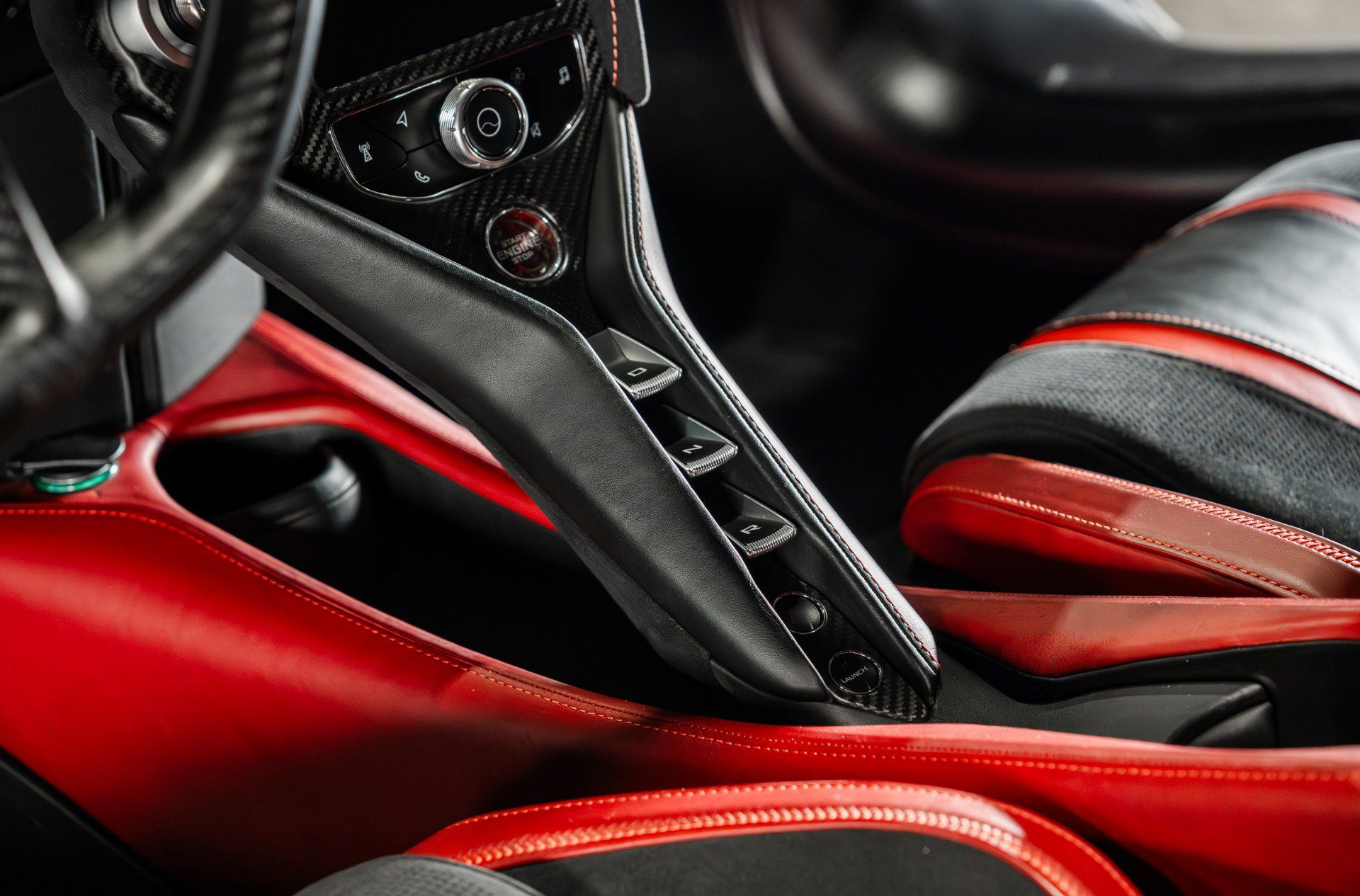 Used 2018 McLaren 720S Performance photo 13