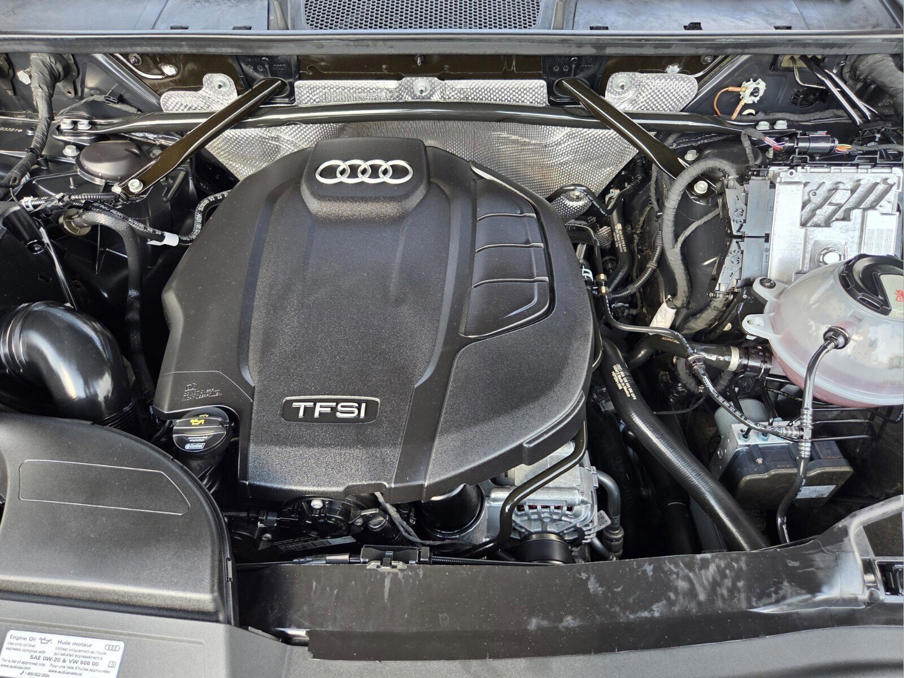 2020 Audi Q5 2.0T Titanium Premium Plus