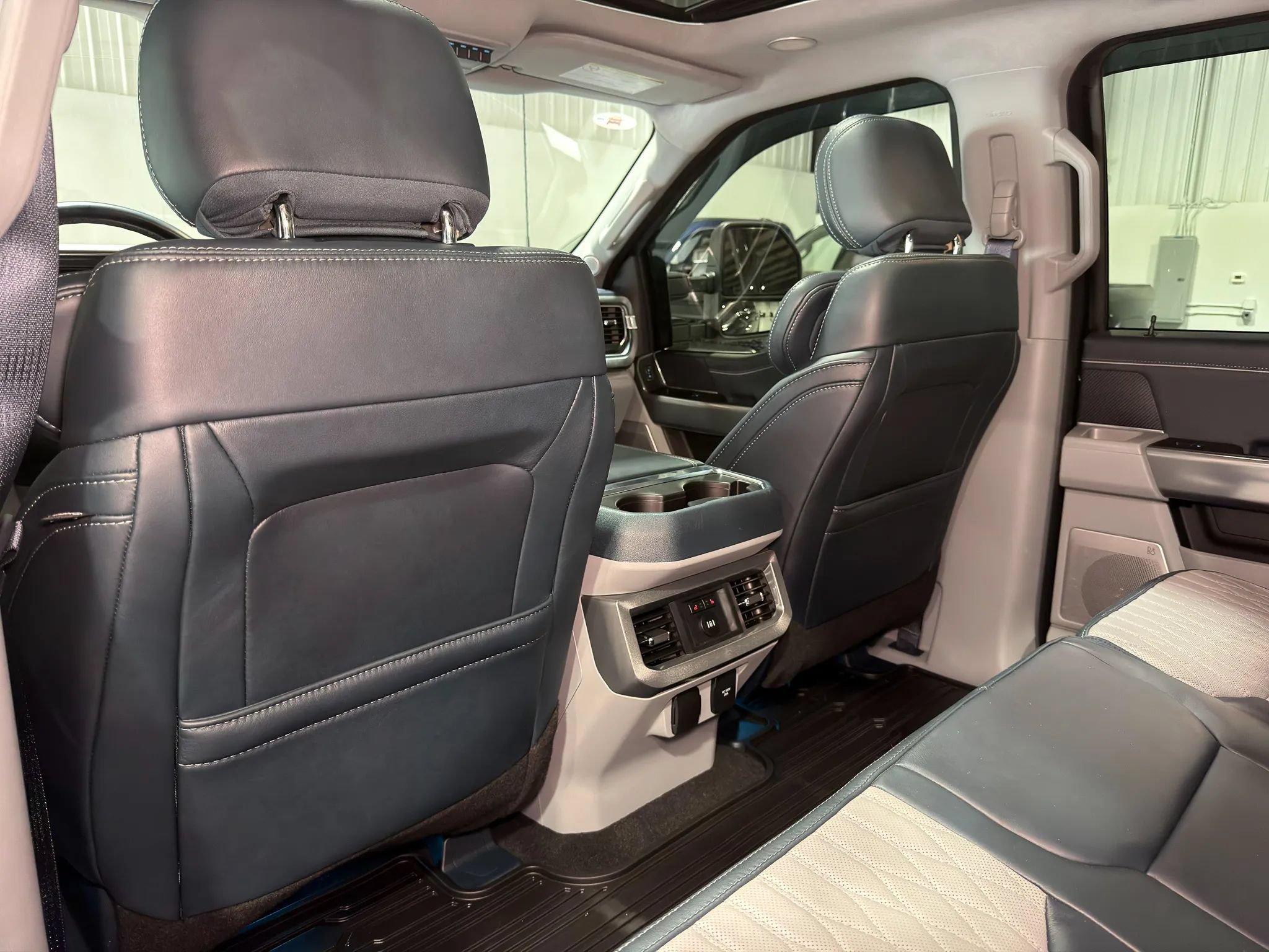 2024 Ford F-250 Super Duty Limited - Photo 15