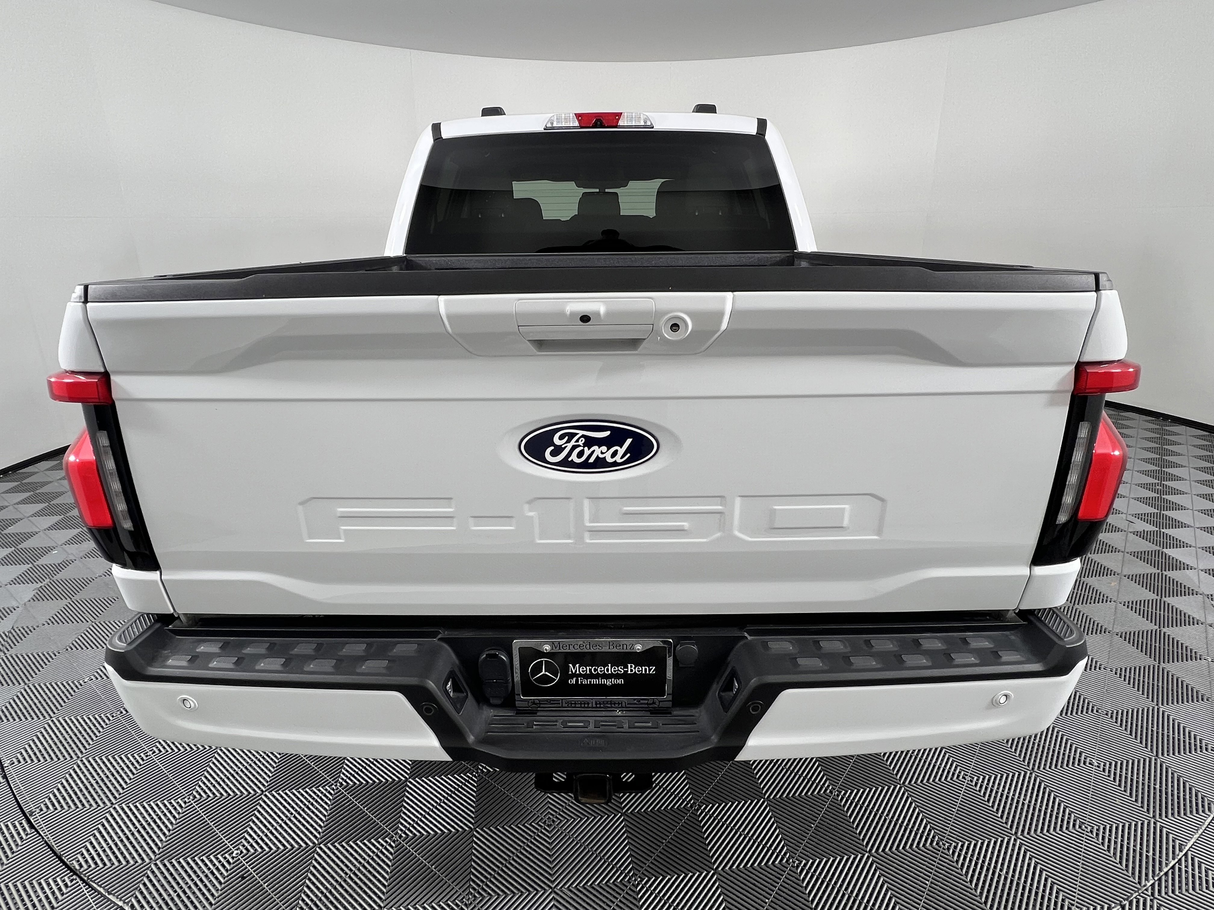 2024 Ford F150 Lightning Flash