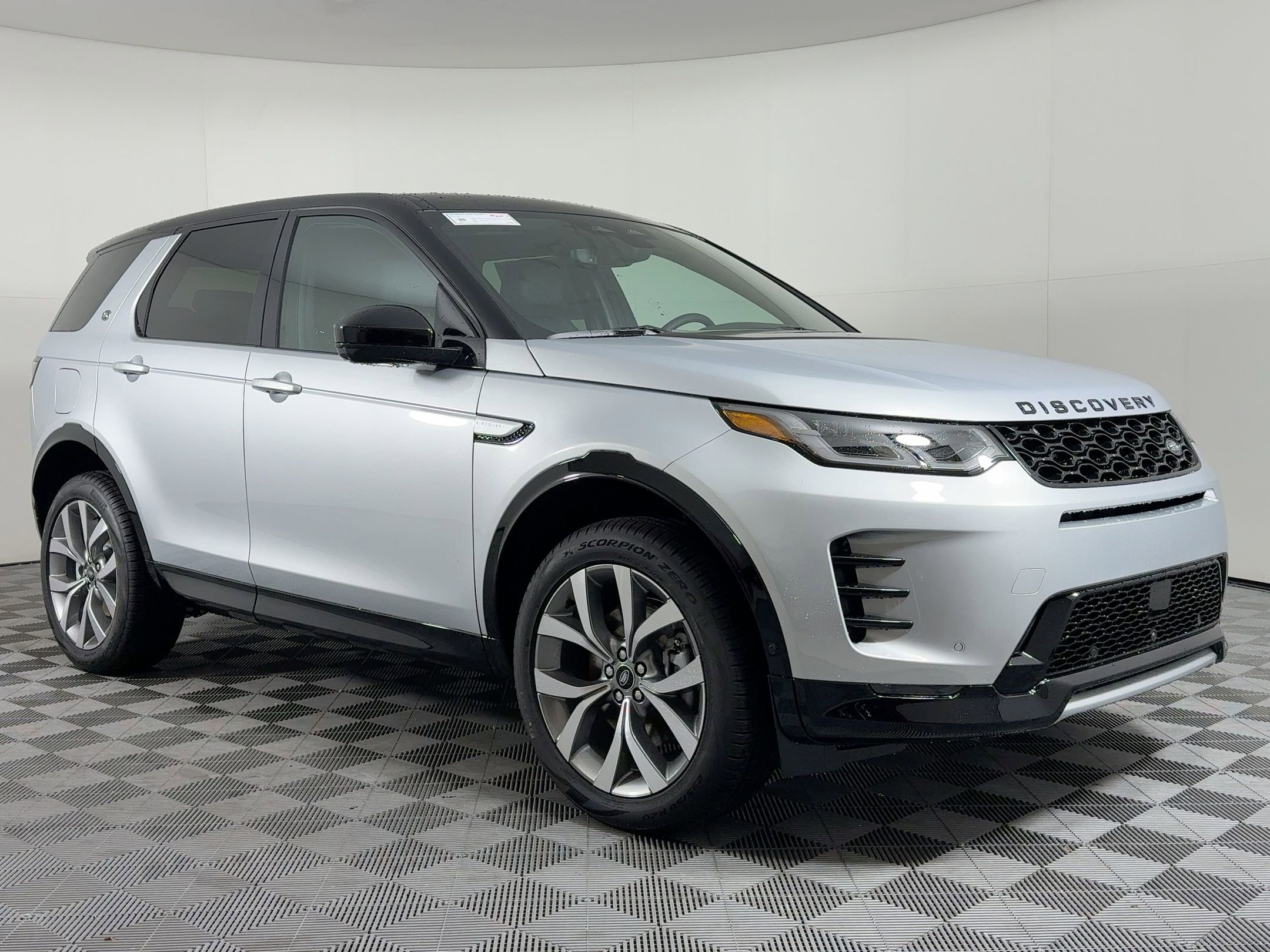 2026 Land Rover Discovery Sport Landmark