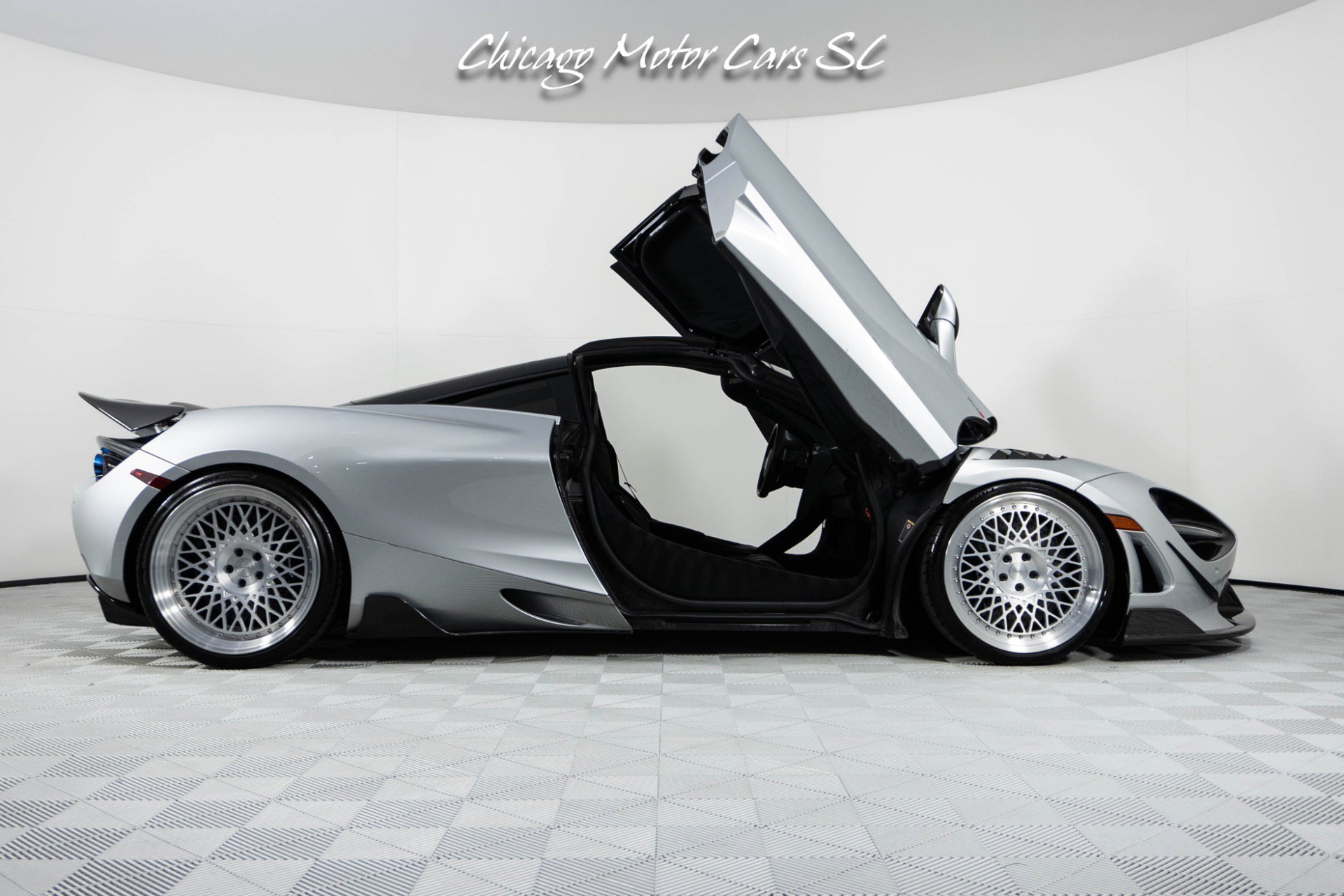 Used 2019 McLaren 720S photo 48