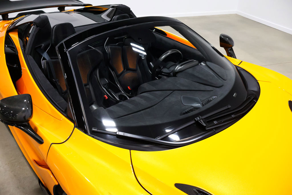 Used 2022 McLaren 765LT photo 88