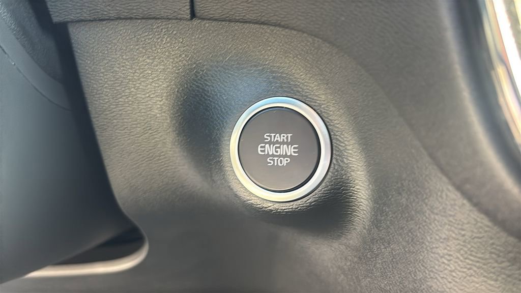 2024 Volvo Xc40 B5 Core