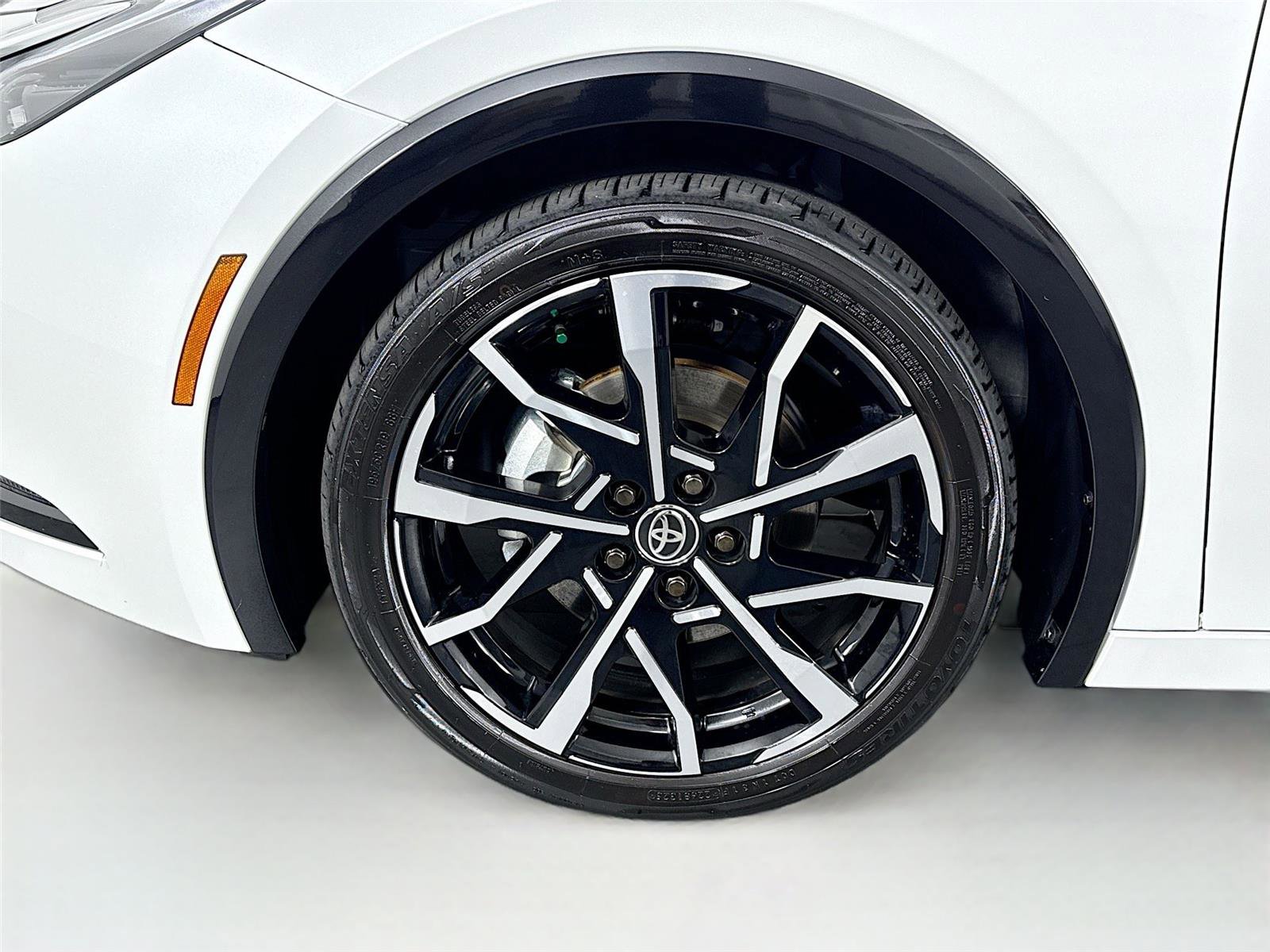 2025 Toyota Prius Plug-In Hybrid