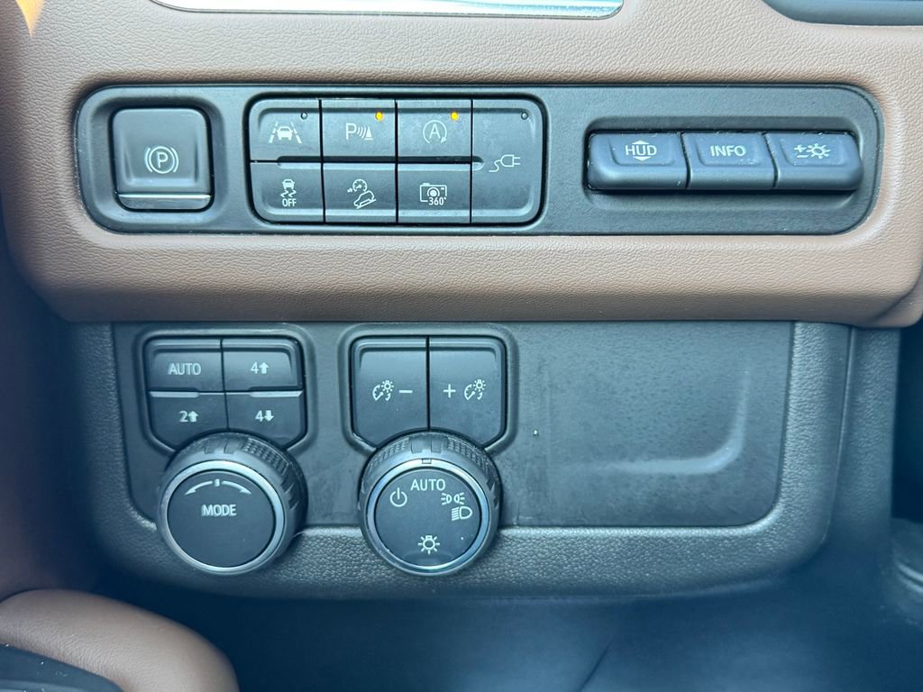 2022 Chevrolet Suburban High Country