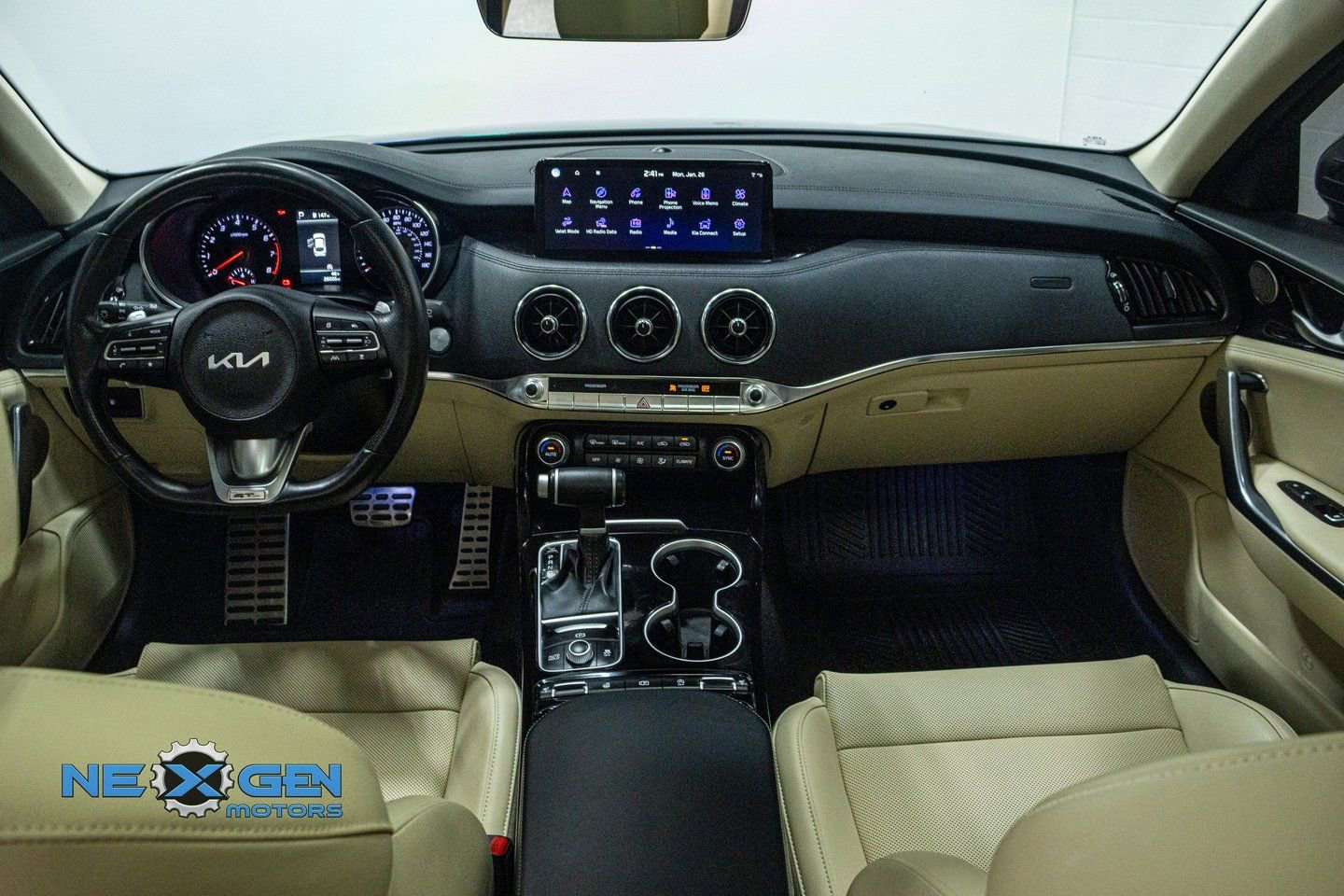 2023 Kia Stinger GT-Line