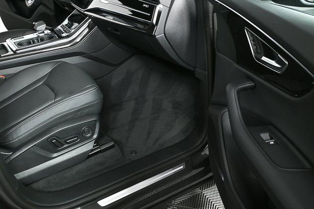 2026 Audi Q8 Premium