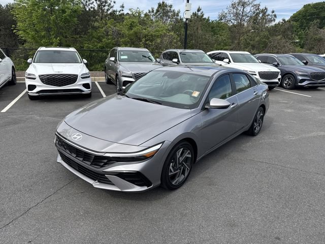 2025 Hyundai Elantra SEL
