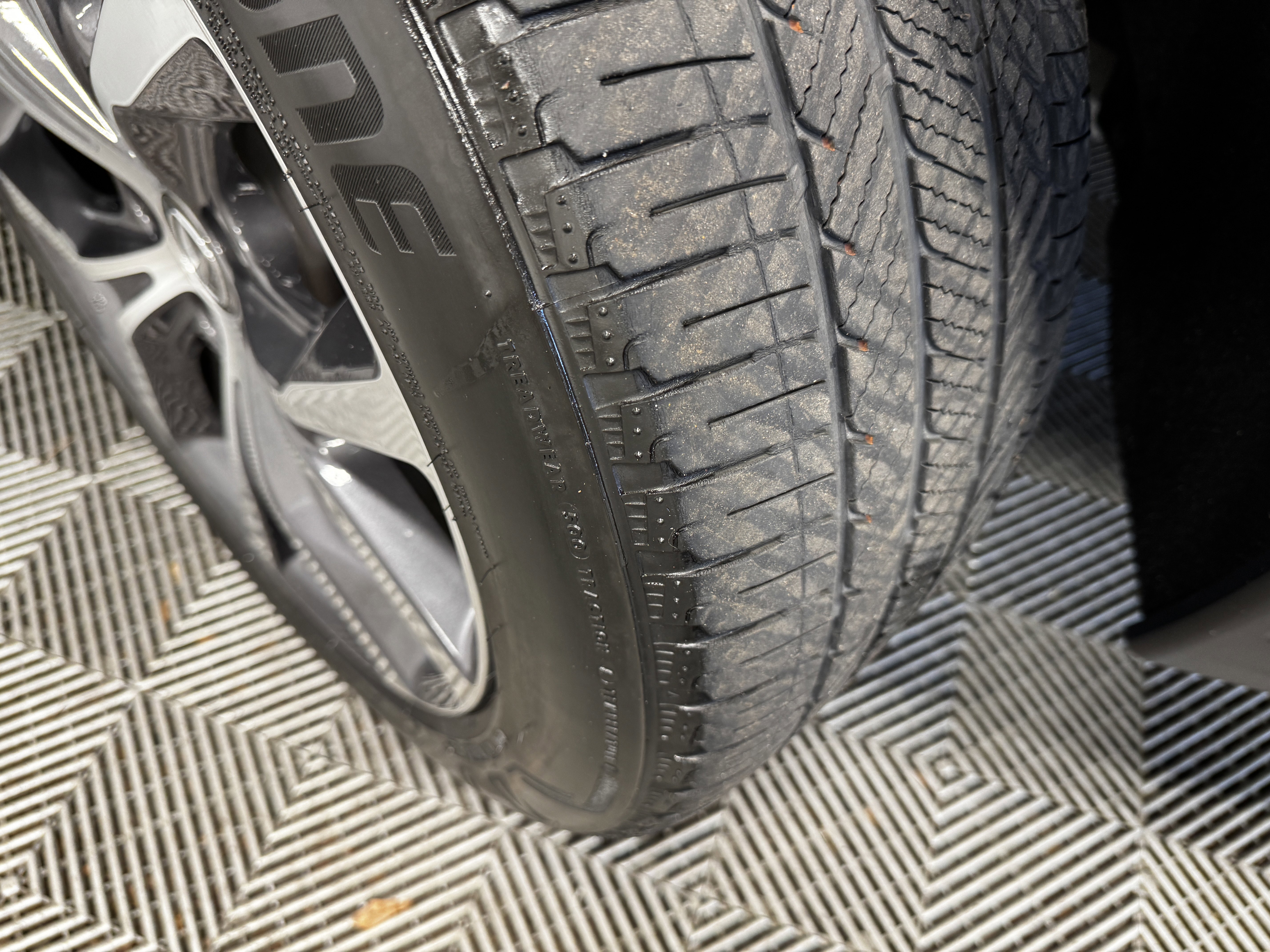 2023 Acura MDX FWD w/ Technology Package