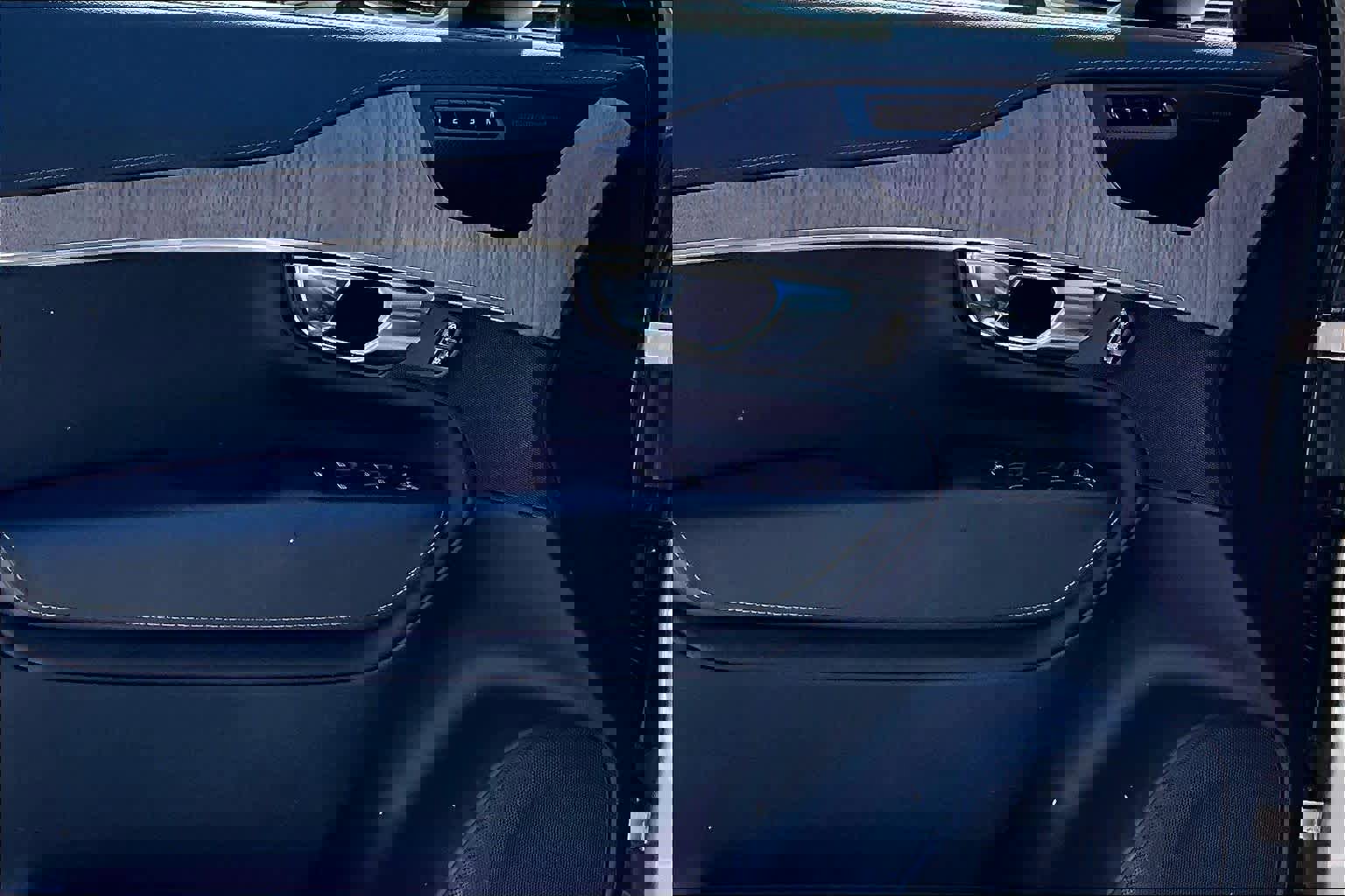 2023 Volvo Xc90 B6 Ultimate