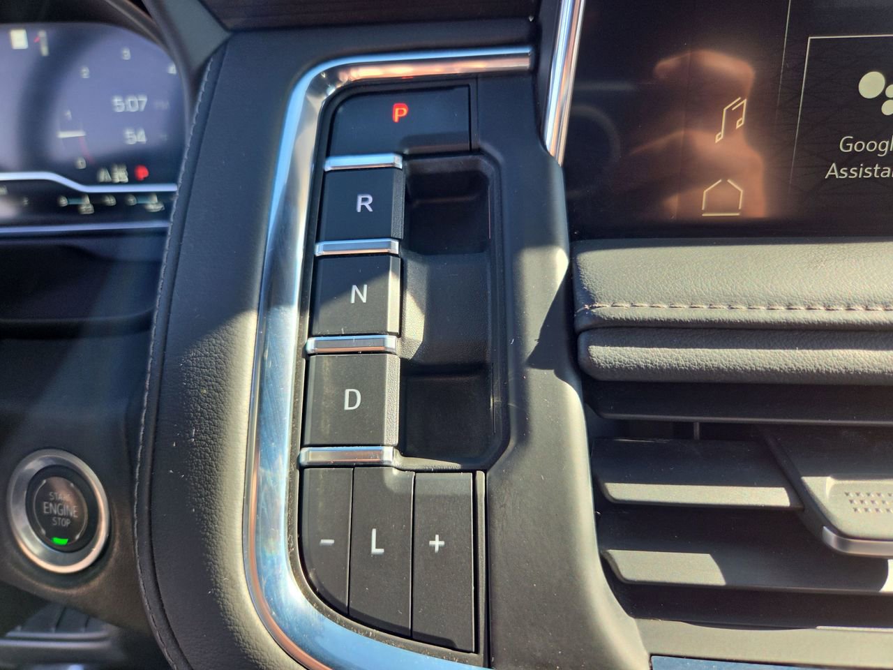 2023 GMC Yukon XL SLE