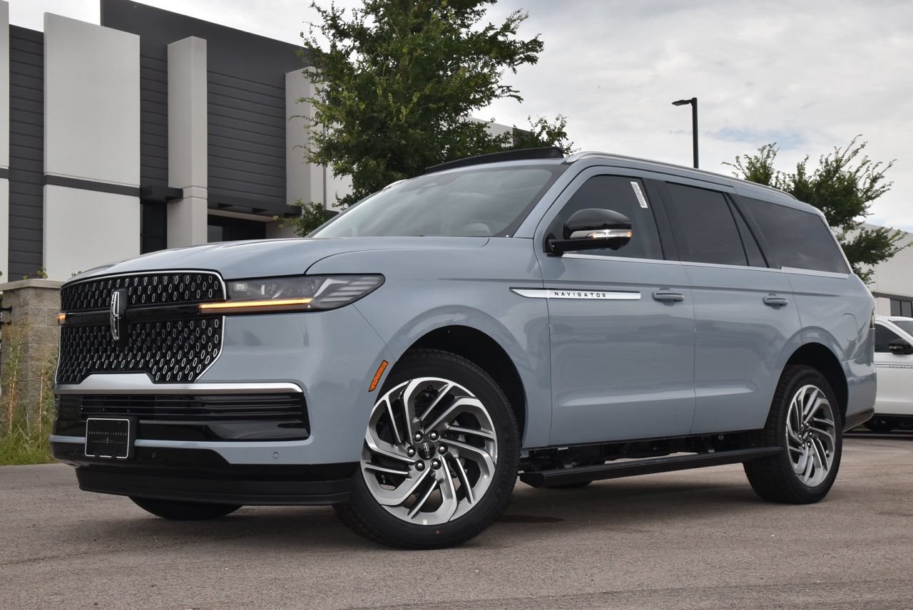 New 2026 Lincoln Navigator Reserve