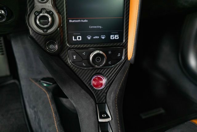 Used 2018 McLaren 720S Performance photo 22