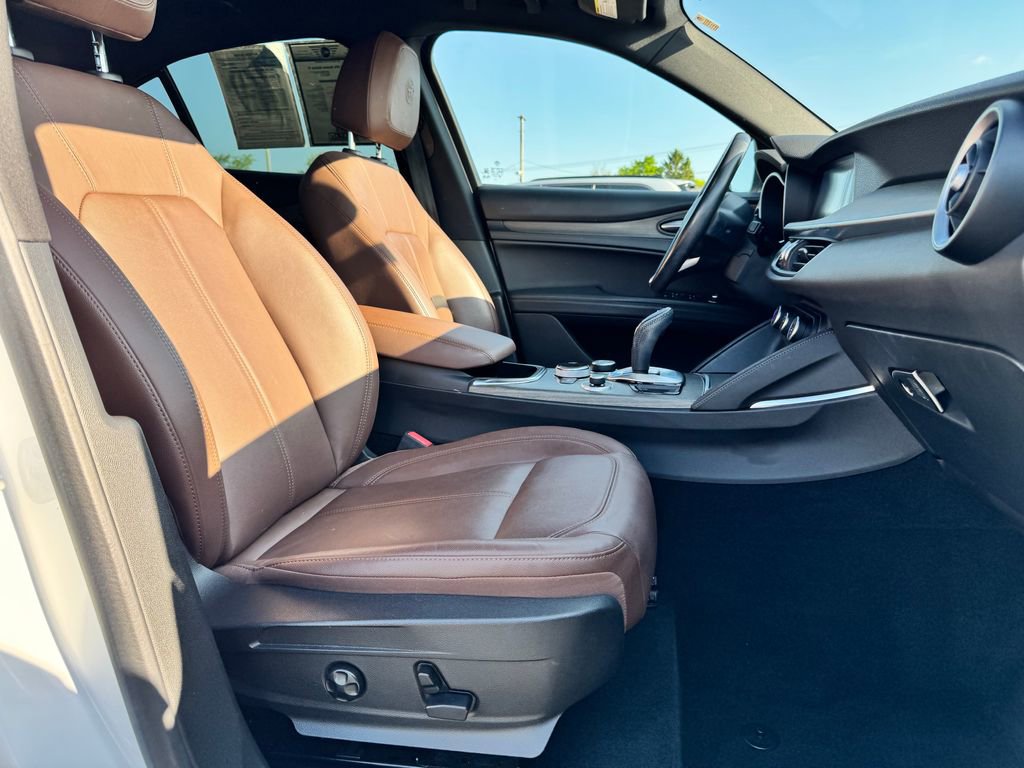 2022 Alfa Romeo Stelvio Ti