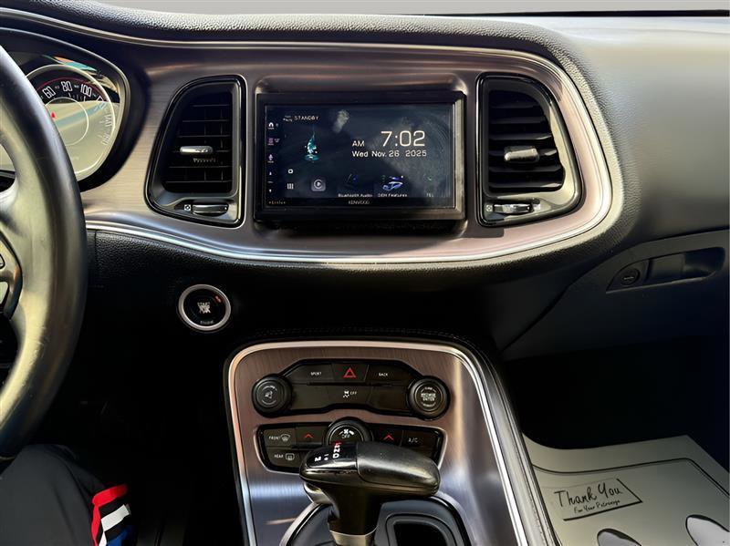 2015 Dodge Challenger SXT