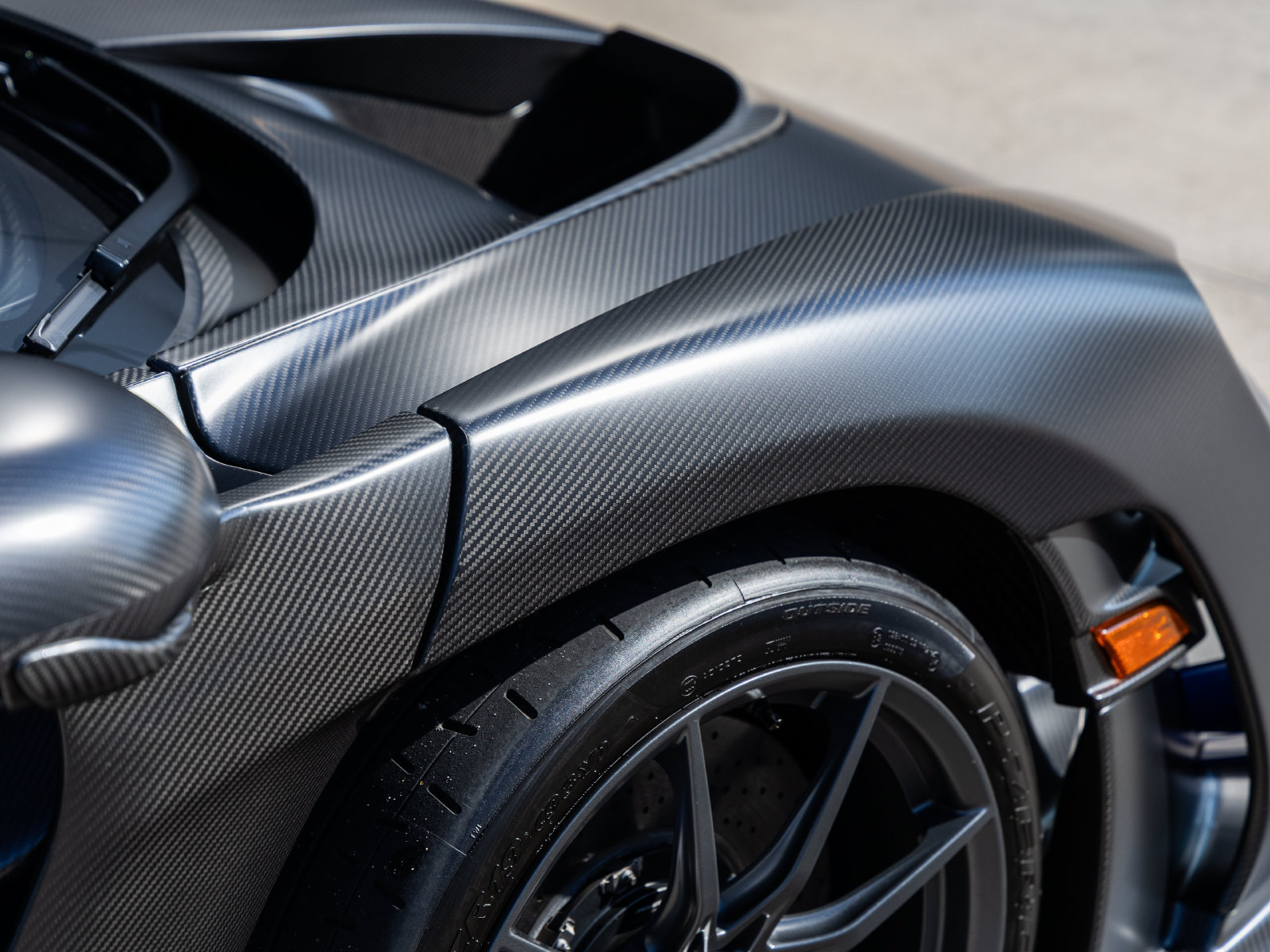 Used 2019 McLaren Senna photo 37