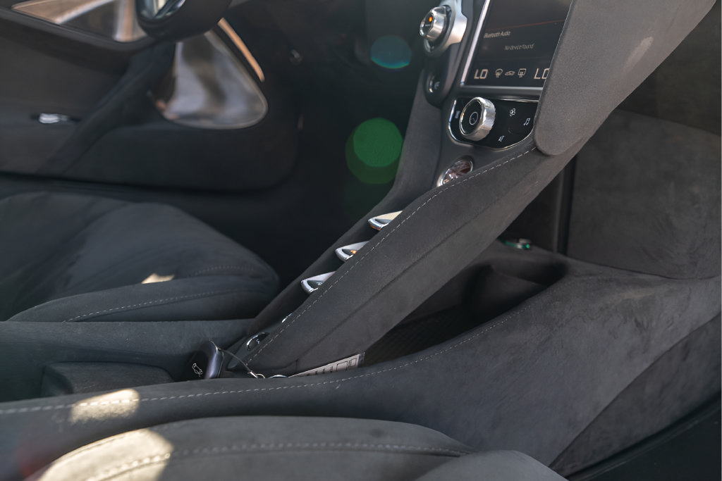 Used 2018 McLaren 720S photo 41