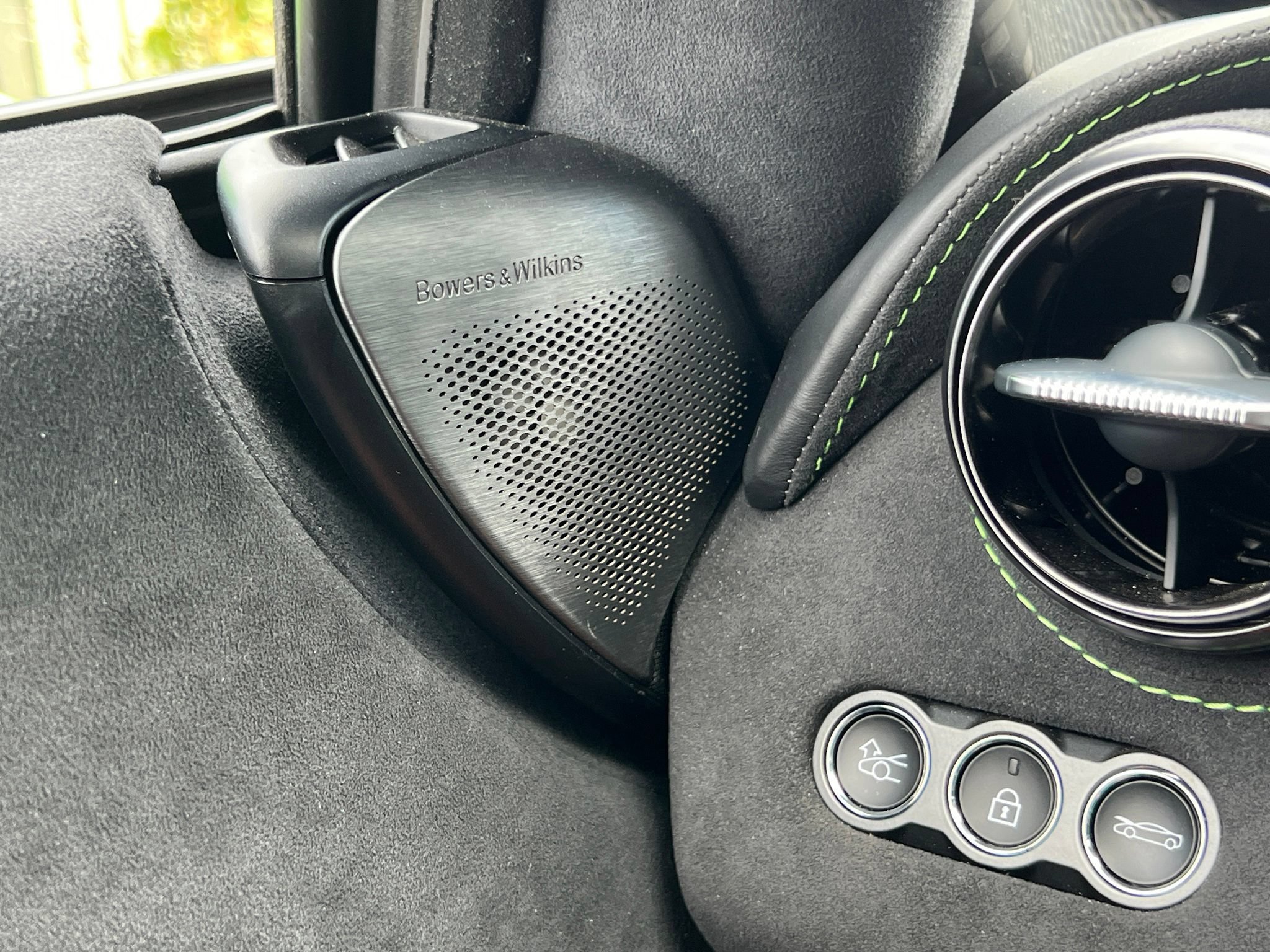 Used 2024 McLaren 750S photo 36