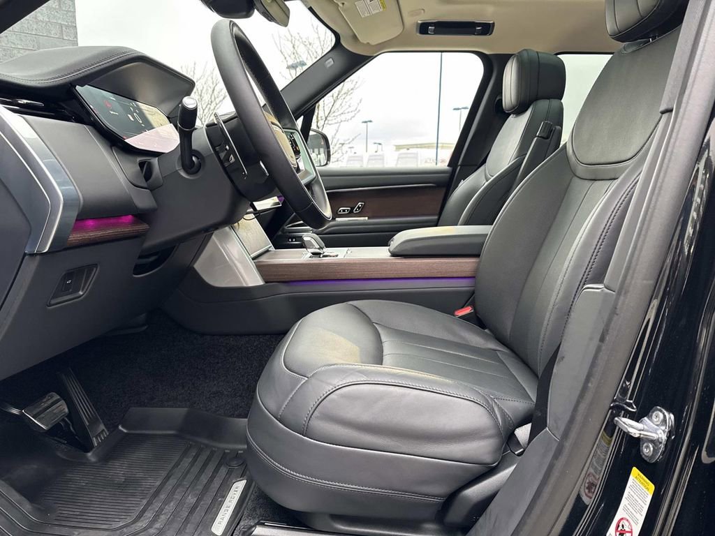 2024 Land Rover Range Rover SE