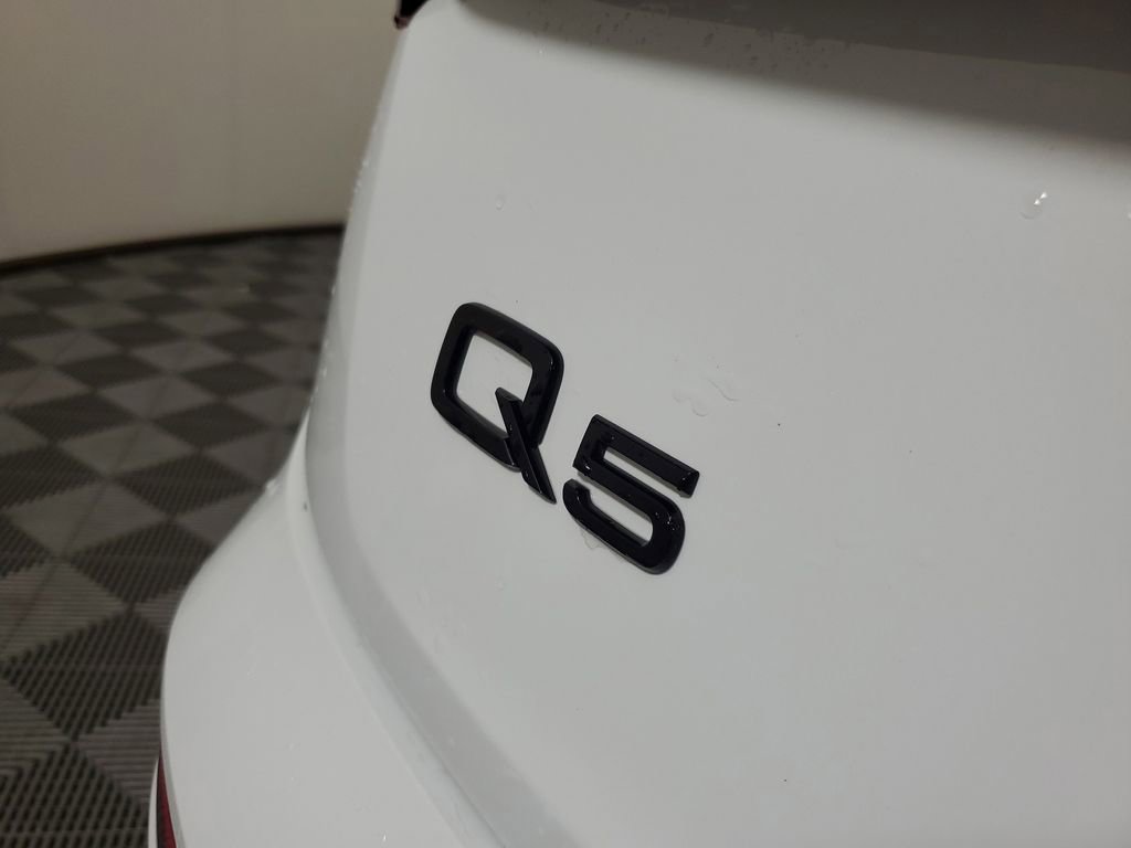 2024 Audi Q5 e Prestige