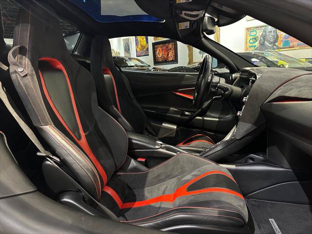 Used 2020 McLaren 720S Luxury photo 18