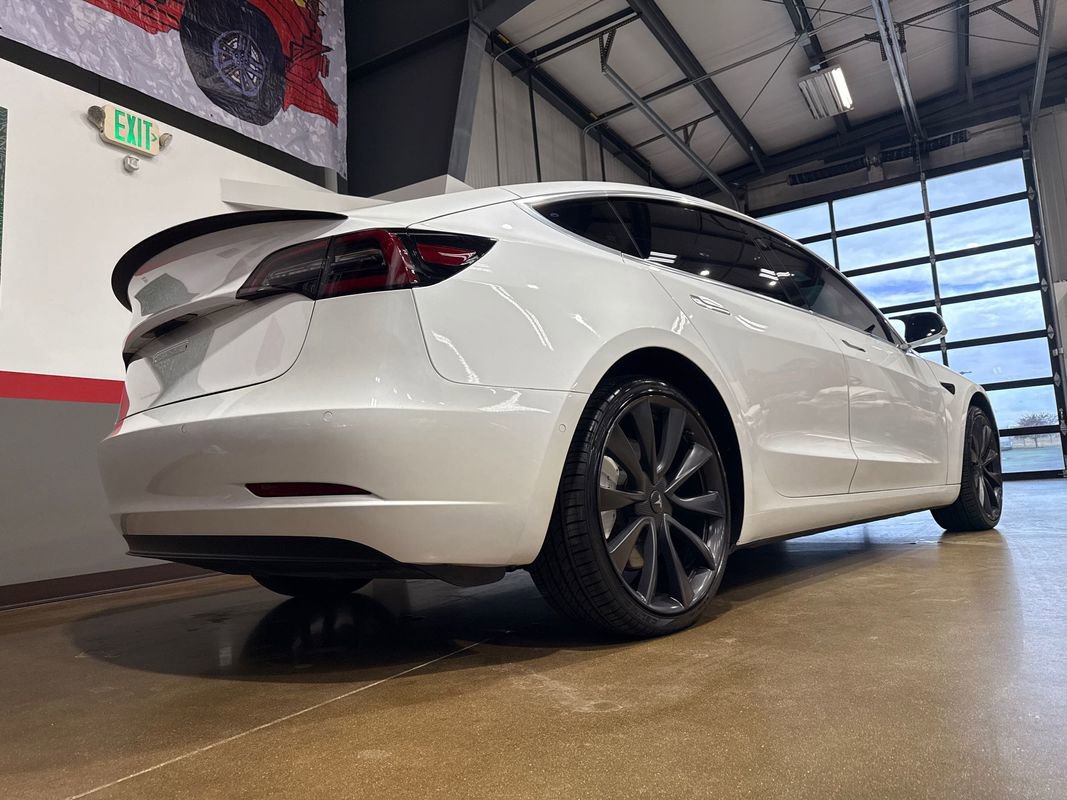 2020 Tesla Model 3 Performance