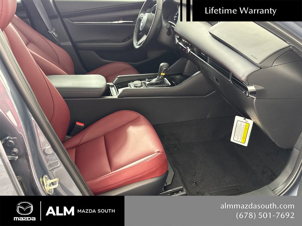 2026 MAZDA Mazda3 Carbon