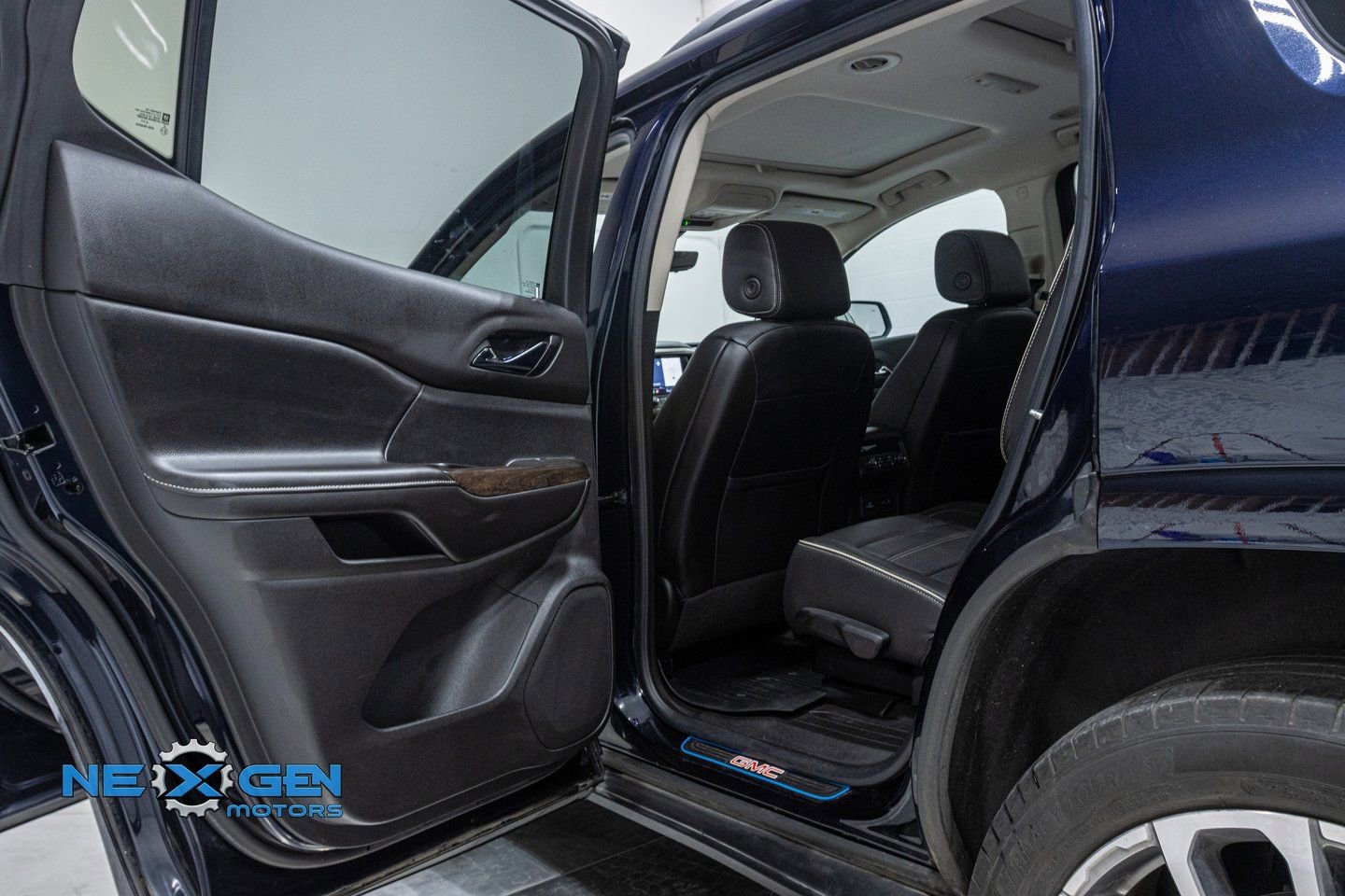 2021 GMC Acadia Denali