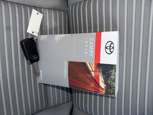 2018 Toyota Camry SE