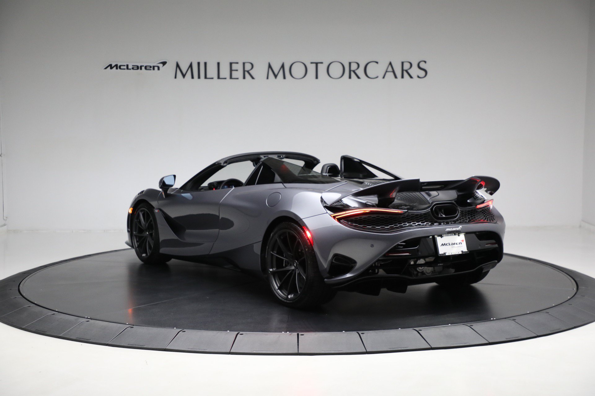 Used 2024 McLaren 750S Spider 5