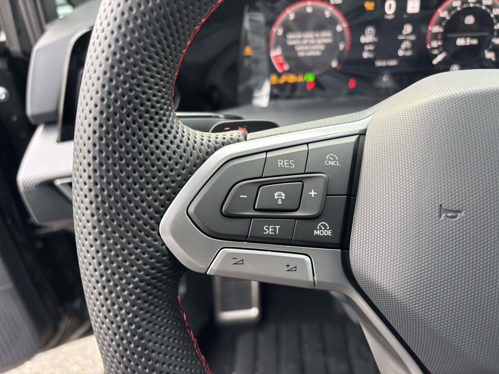 2026 Volkswagen GTI SE