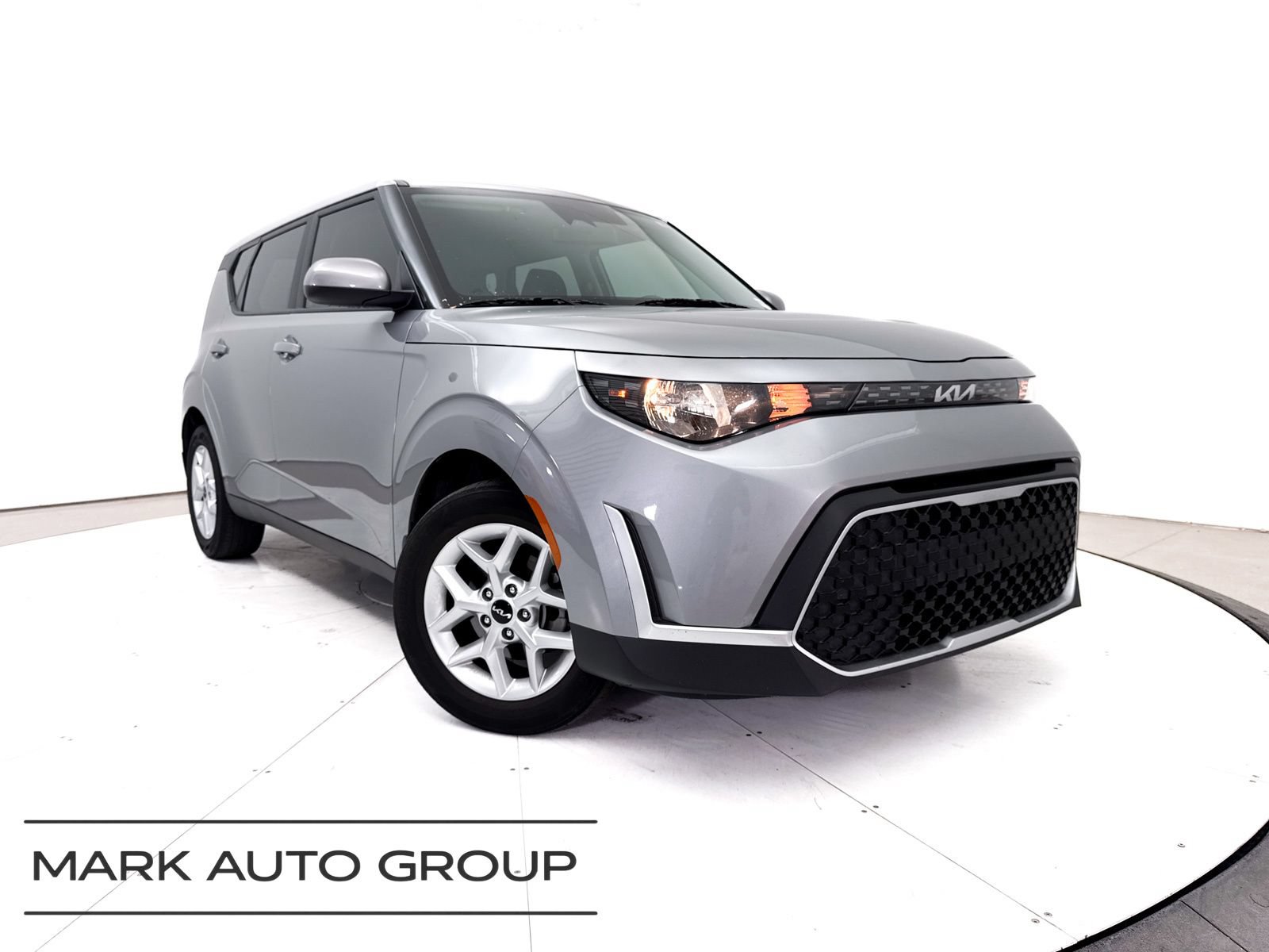 Certified 2025 Kia Soul LX w/ LX Technology Package