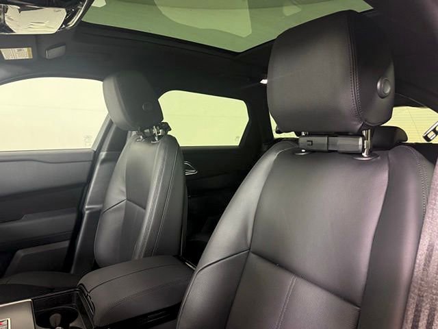 2026 Land Rover Range Rover Velar Dynamic SE