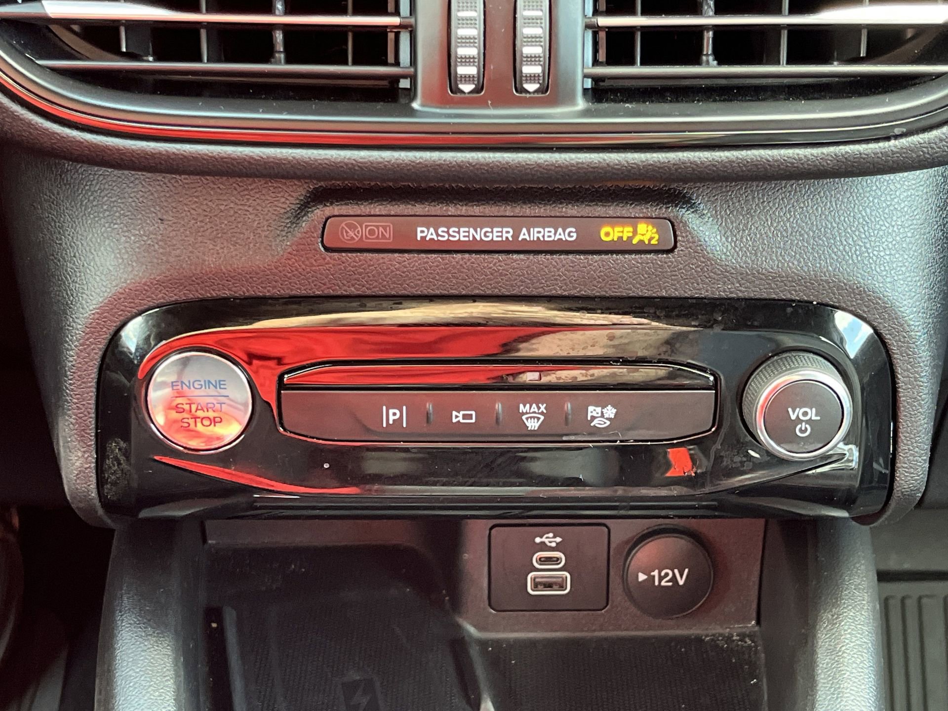 2025 Ford Escape ST-Line Elite