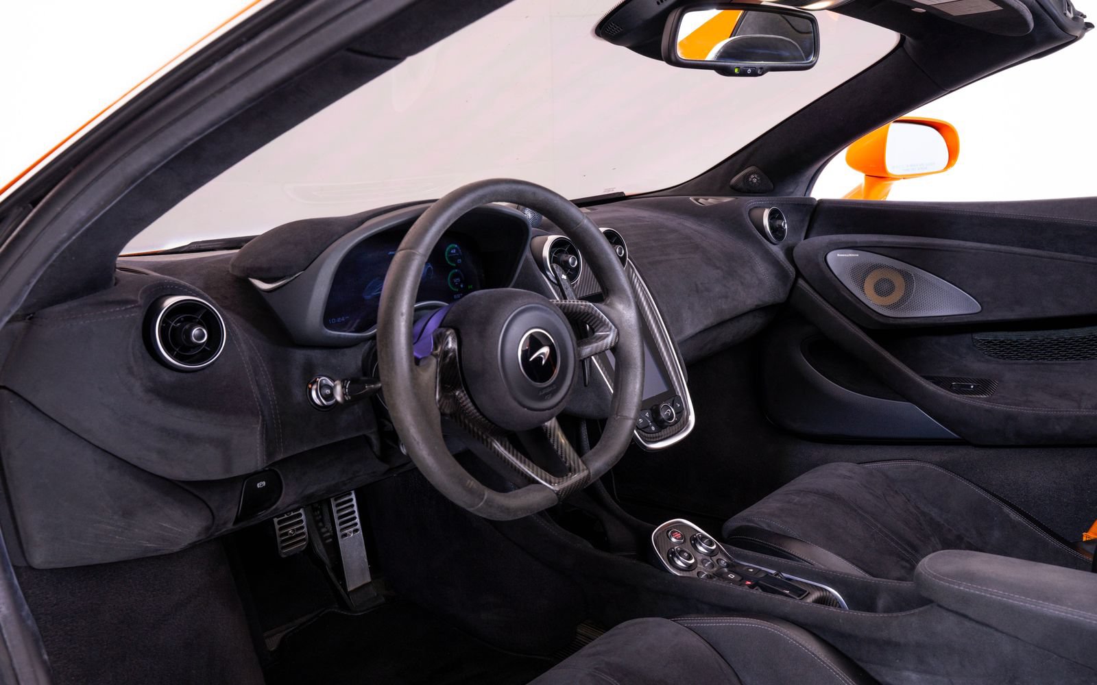 Used 2020 McLaren 600LT Spider photo 22