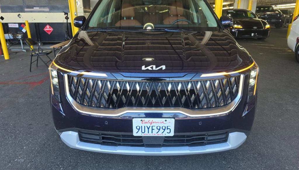 2025 Kia Carnival EX