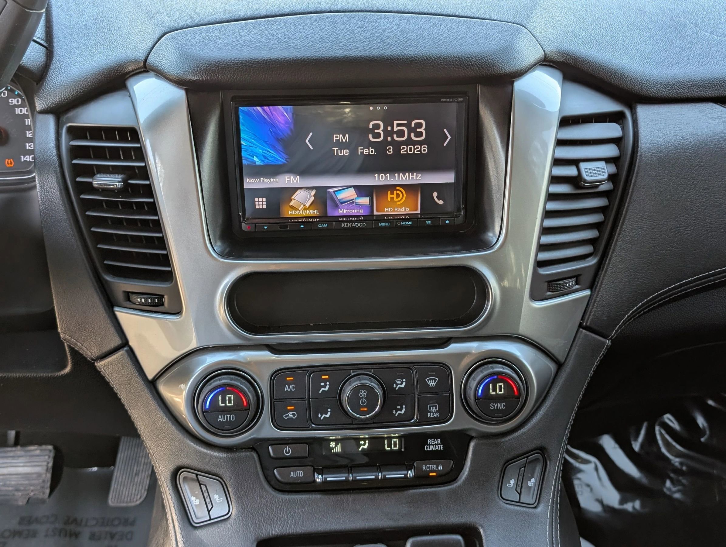 2016 Chevrolet Suburban LT